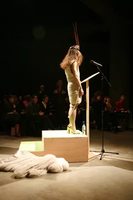 Christa-Holka-TATEMODERN-Charming-2Feb13-0109