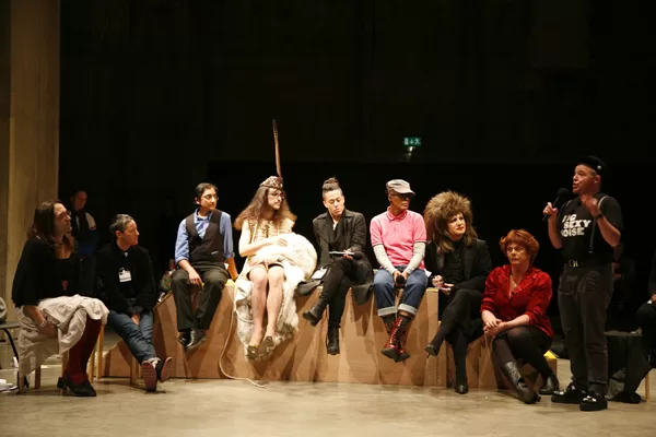 Christa-Holka-TATEMODERN-Charming-2Feb13-0151